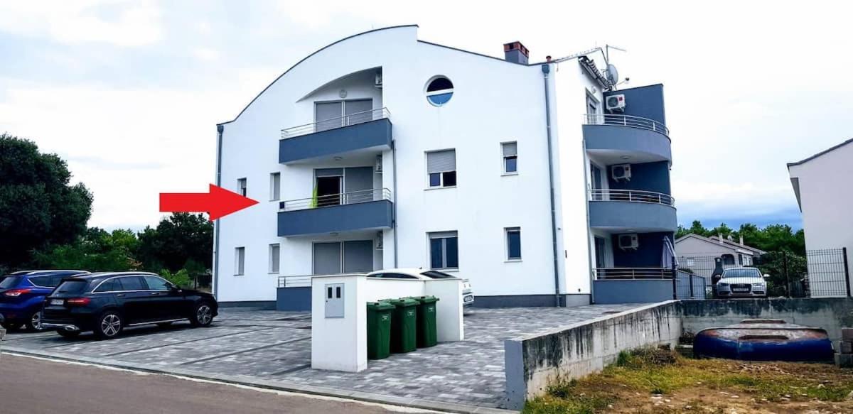 Abc Apartmani Врси Екстериор снимка